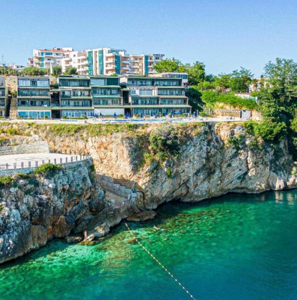 Artemis Beach House Vlore Bagian luar foto