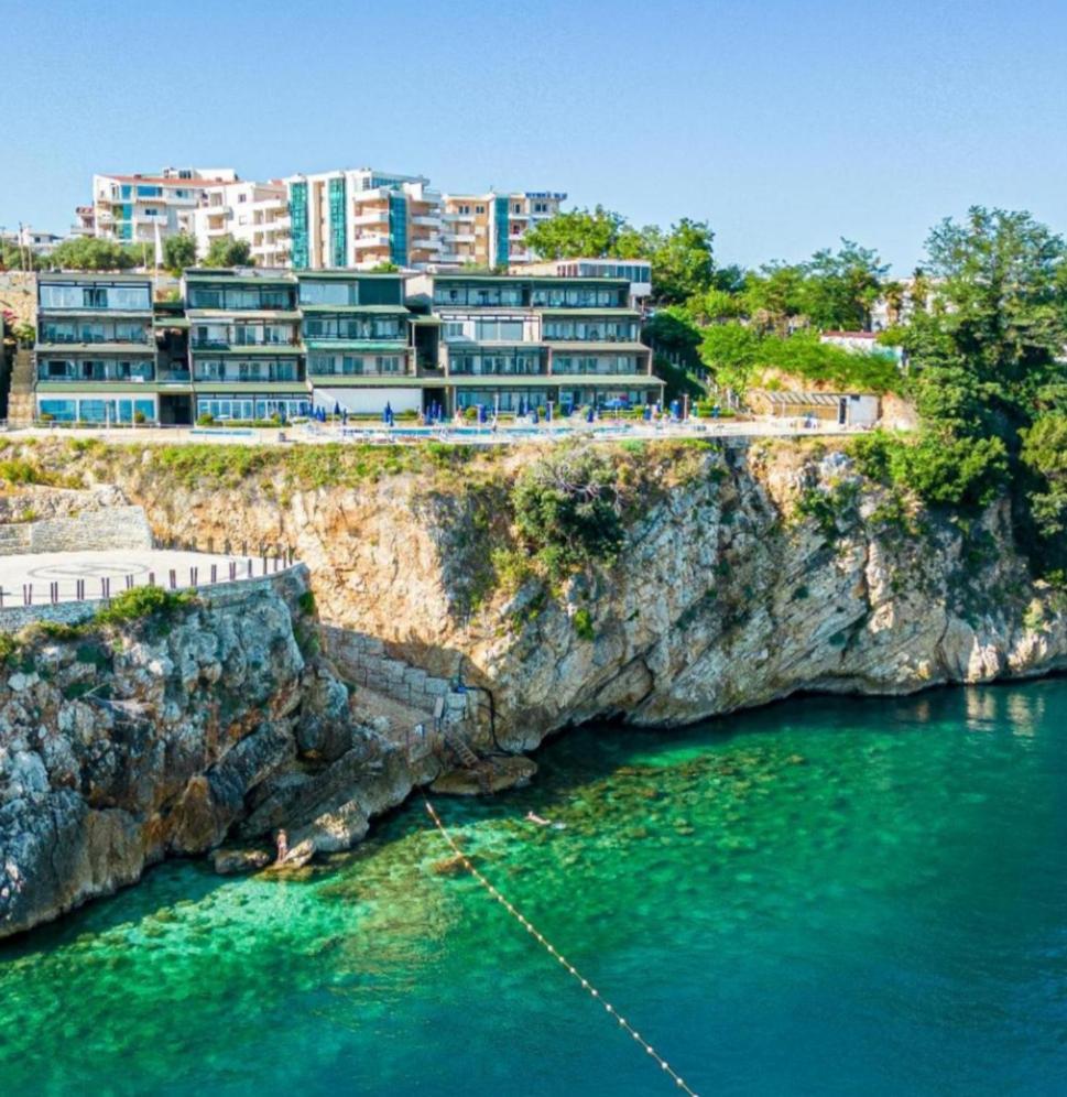 Artemis Beach House Vlore Bagian luar foto