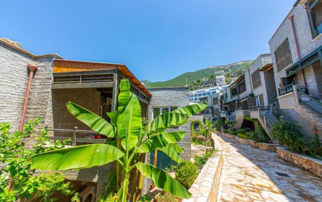 Artemis Beach House Vlore Bagian luar foto