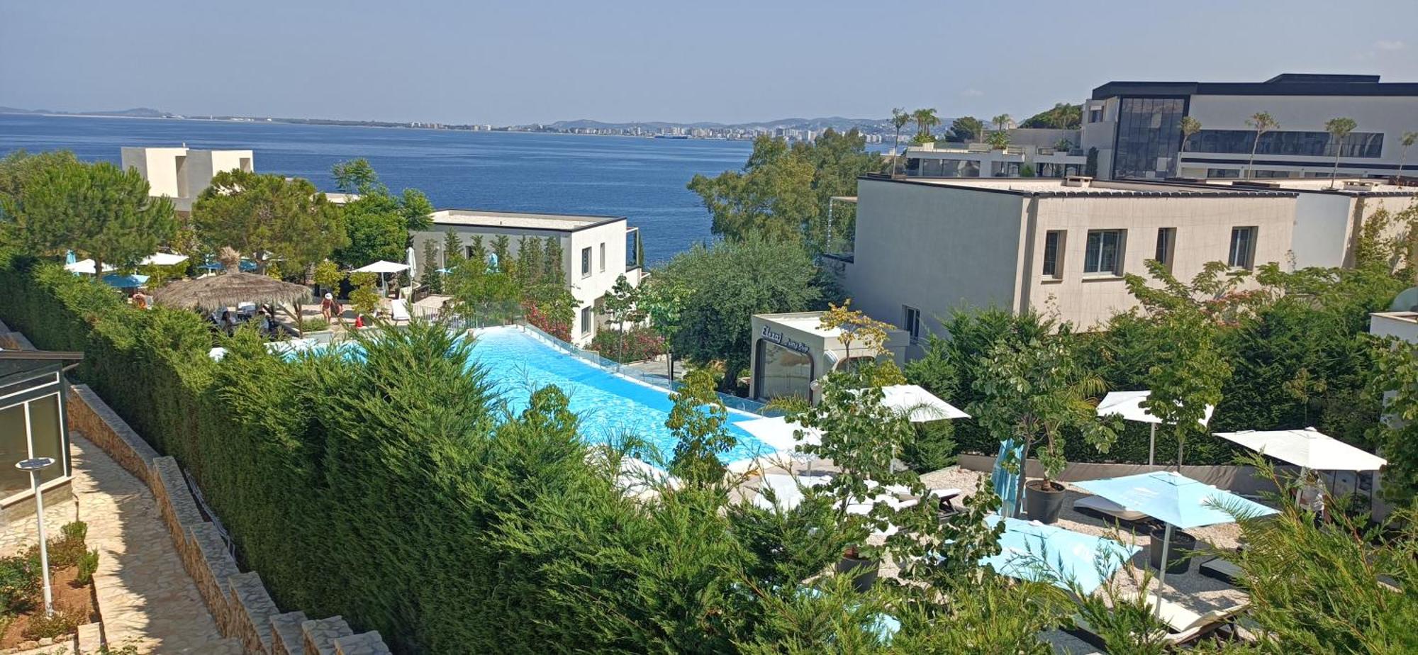 Artemis Beach House Vlore Bagian luar foto