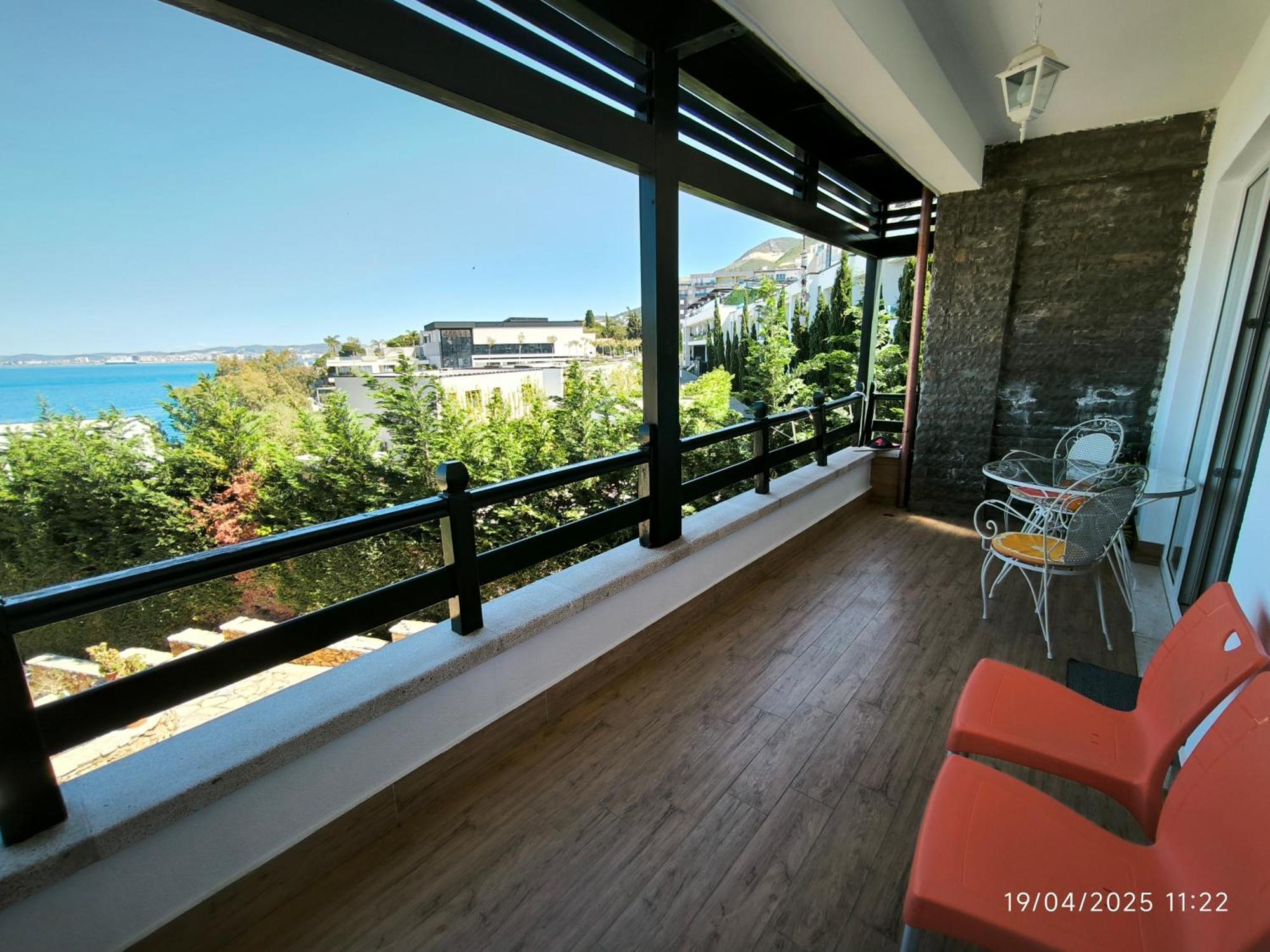 Artemis Beach House Vlore Bagian luar foto