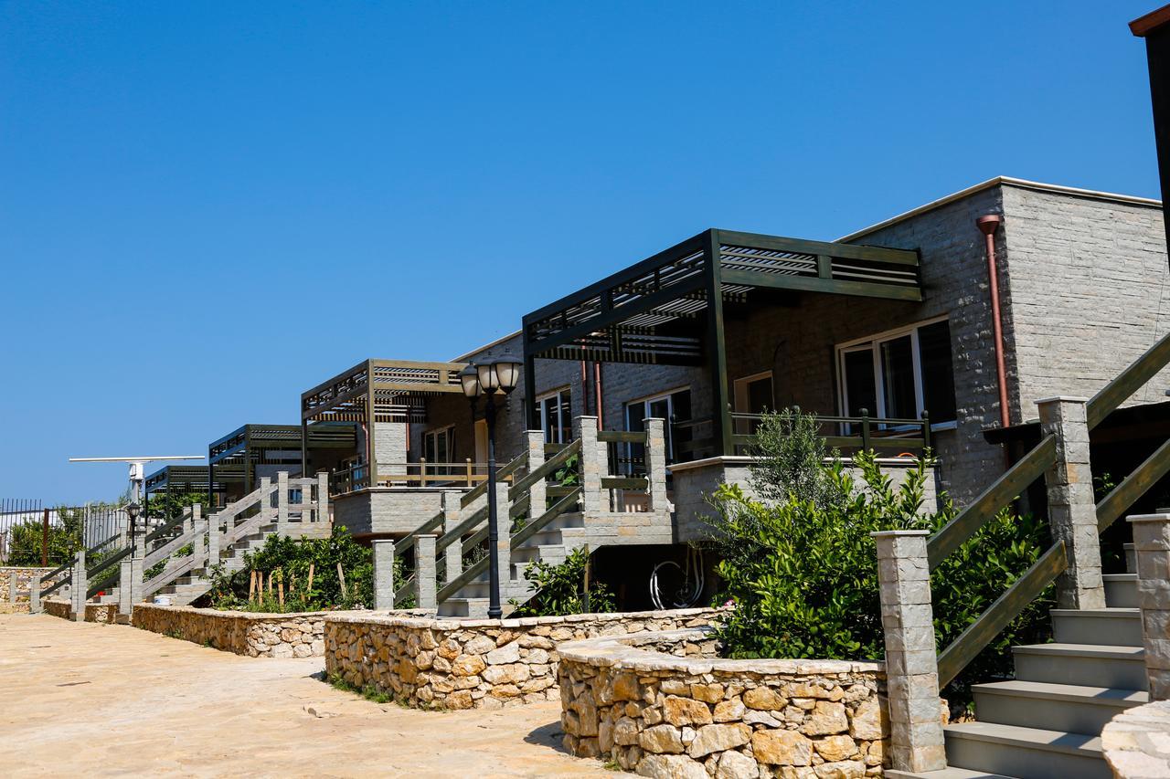 Artemis Beach House Vlore Bagian luar foto